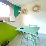 Conte Rosso House V&l, Con Doppia Ampia Terrazza, Vista Coorte Interna, Vicino A Metropolitana M2 Lambrate